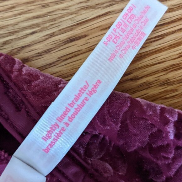 🧡 PINK Victoria's Secret Lightly Lined Bralette Plum Floral Velour - Picture 2 of 4